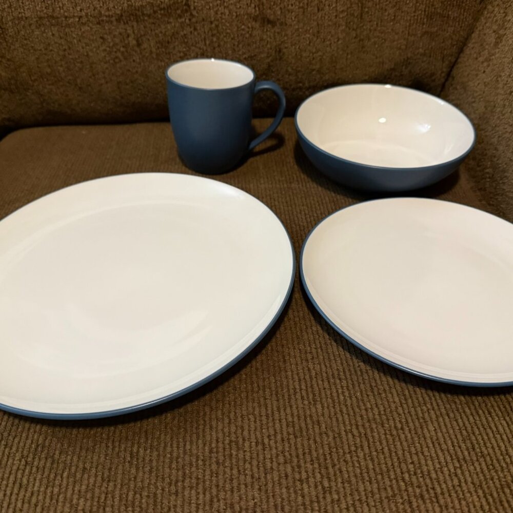 Blue Colorwave Place Setting - Picture 3 of 5